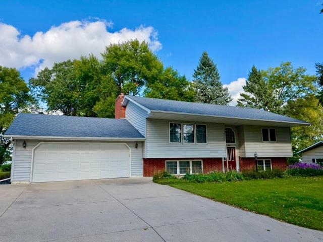 362 S Shore Drive Winsted MN 55395 - MLS# 7141022