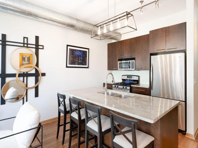 1211 Lagoon Avenue Unit 305 Minneapolis MN 55408 - MLS# 7141341
