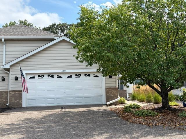 8953 Thomas Lane Woodbury MN 55125 - MLS# 7141356