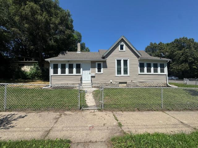 989 Marion Street Saint Paul MN 55117 - MLS# 7141438