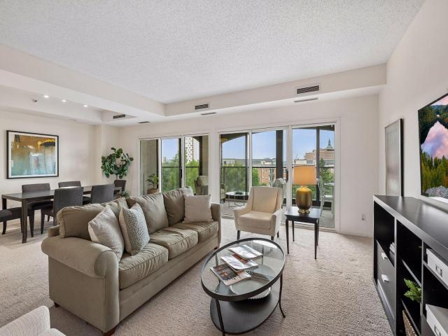 1201 Yale Place Unit 403 Minneapolis MN 55403 - MLS# 7141718
