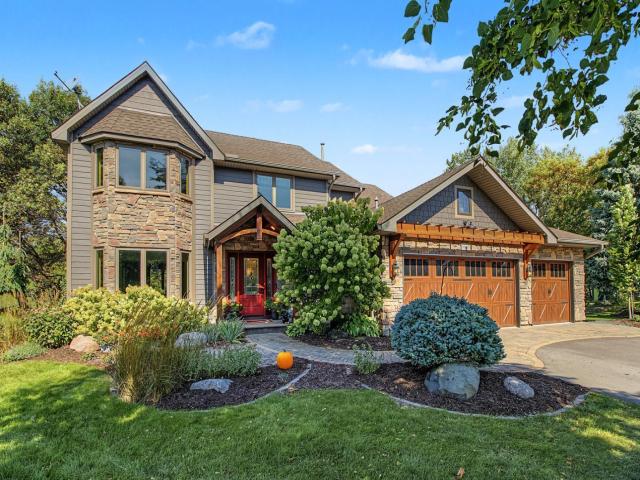 8610 Valley View Court Chanhassen MN 55317 - MLS# 7141786