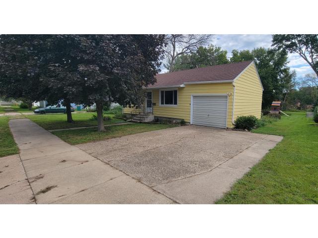 1014 Saint Peter Avenue Albert Lea MN 56007 - MLS# 7141886