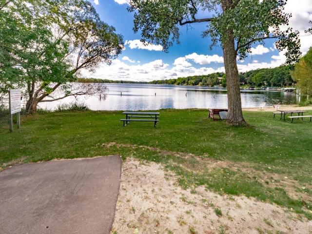3421 Kent Street Unit 407 Shoreview MN 55126 - MLS# 7141904