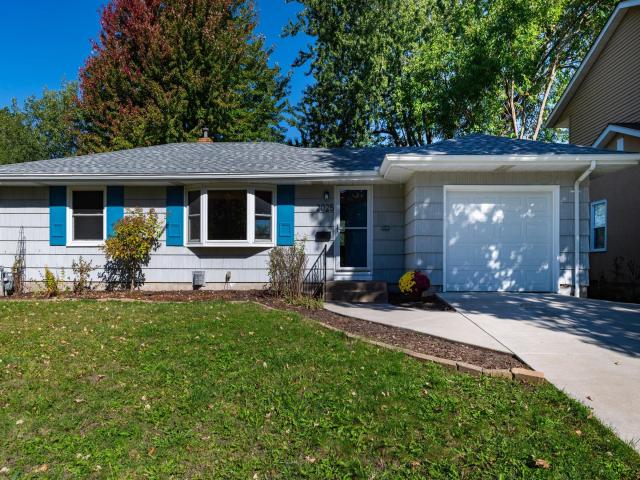 2025 Field Avenue Saint Paul MN 55116 - MLS# 7142006