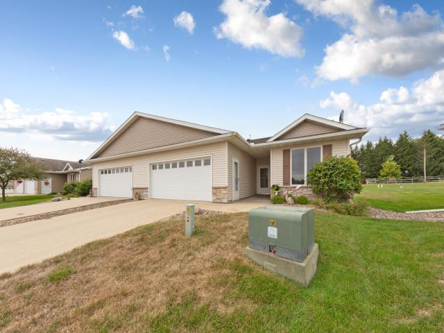 418 Buckshot Court Kenyon MN 55946 - MLS# 7142277