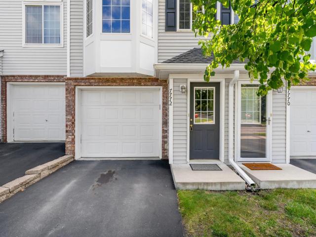 7772 Arboretum Village Circle Chanhassen MN 55317 - MLS# 7142394