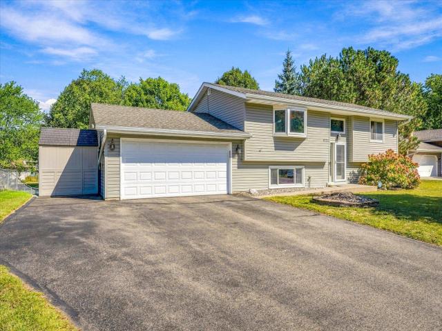 1721 Deerwood Drive Eagan MN 55122 - MLS# 7142395