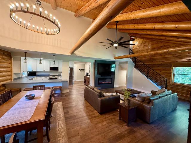 157 Ideal Avenue N Mahtomedi MN 55115 - MLS# 7143129