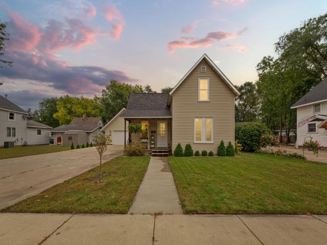 1221 Central Avenue N Faribault MN 55021 - MLS# 7143272