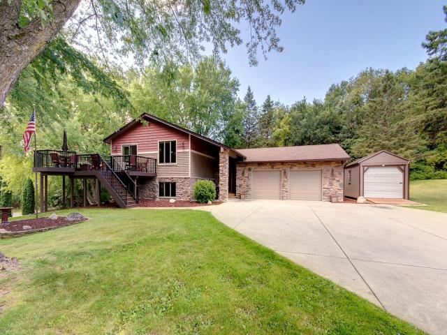 22710 Pinto Lane Lakeville MN 55044 - MLS# 7143404
