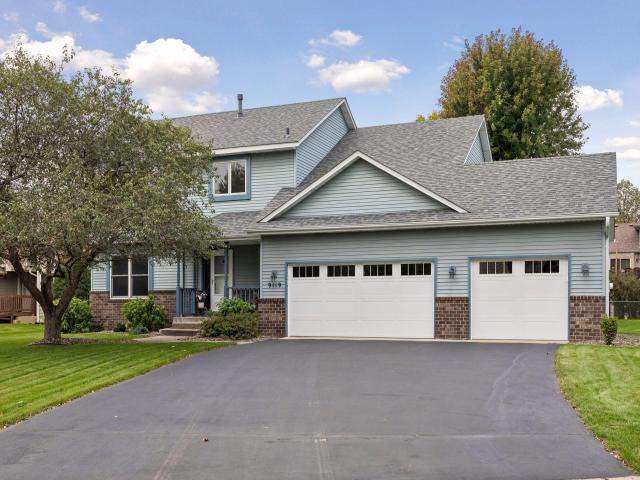 9119 Nantwick Ridge Brooklyn Park MN 55443 - MLS# 7143458