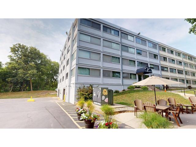 2100 Valkyrie Drive NW Unit 302 Rochester MN 55901 - MLS# 7143498