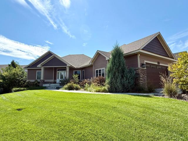 1614 Quie Lane Northfield MN 55057 - MLS# 7143617