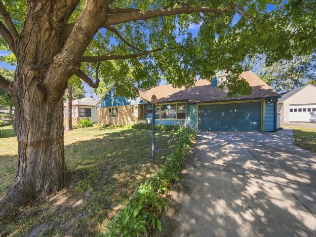 667 Wheelock Parkway W Saint Paul MN 55117 - MLS# 7143758