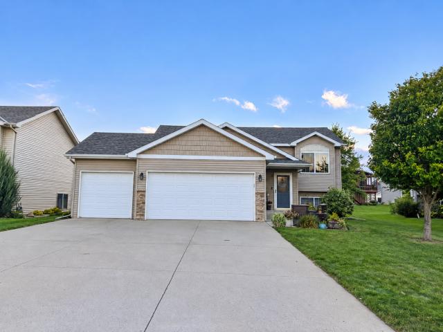 104 Kingsmill Court Mankato MN 56001 - MLS# 7143801
