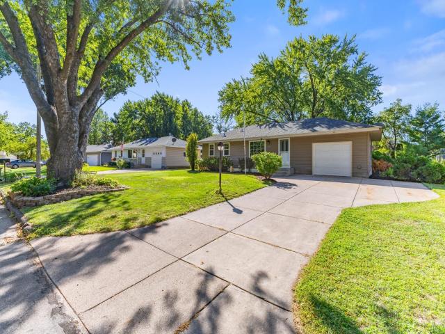 10913 Washington Street NE Blaine MN 55434 - MLS# 7143931