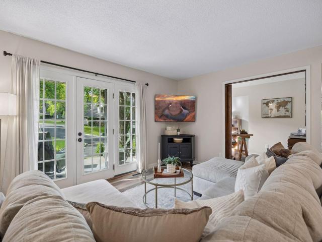 12621 Sherwood Place Unit C11 Minnetonka MN 55305 - MLS# 7143952