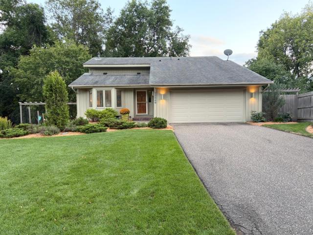 15549 Michele Lane Eden Prairie MN 55346 - MLS# 7143985