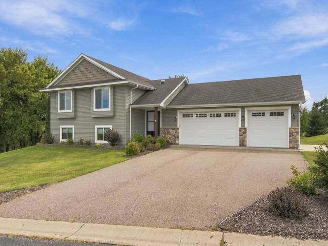 822 Deer Path Montgomery MN 56069 - MLS# 7143991