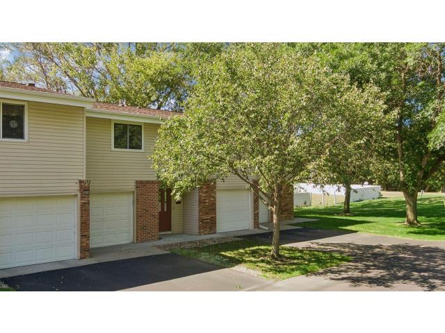 17587 Pond Circle Eden Prairie MN 55346 - MLS# 7144177