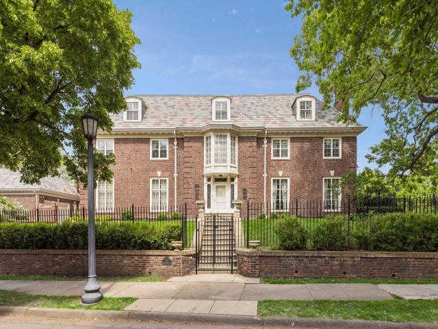 1122 Mount Curve Avenue Minneapolis MN 55403 - MLS# 7144280