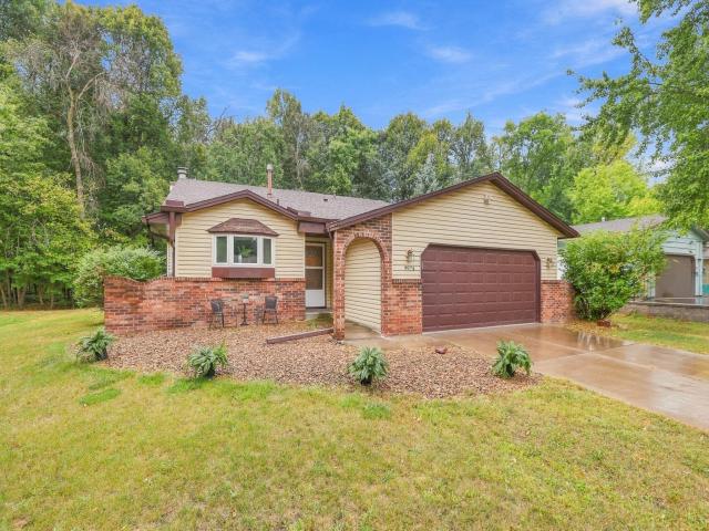 9974 Hemlock Way Maple Grove MN 55369 - MLS# 7144328