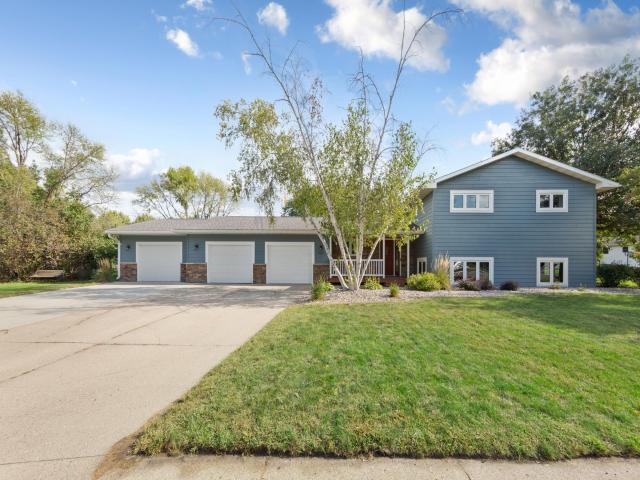 1552 Nottingham Drive North Mankato MN 56003 - MLS# 7144347