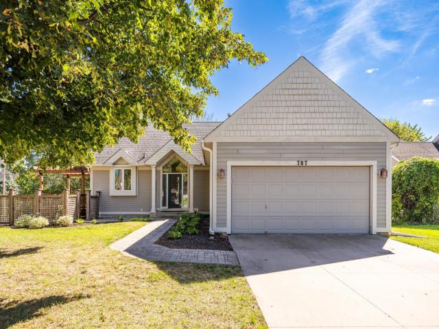 787 Ashley Drive Chaska MN 55318 - MLS# 7144531