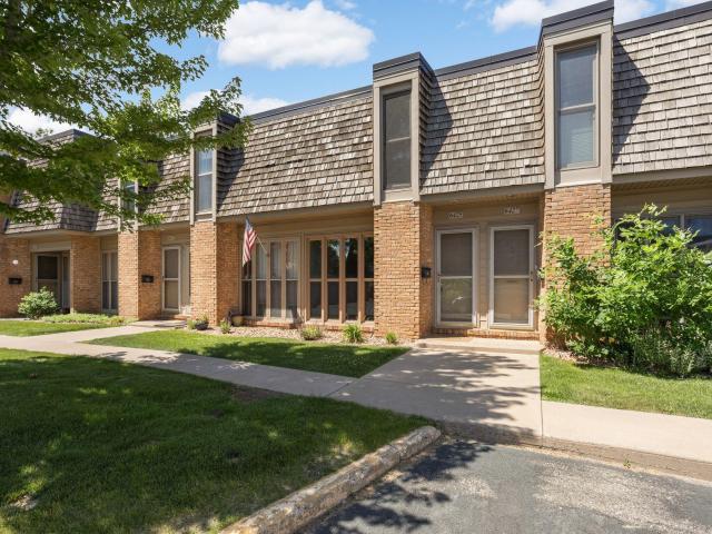 6425 Barrie Road Minneapolis MN 55435 - MLS# 7144581