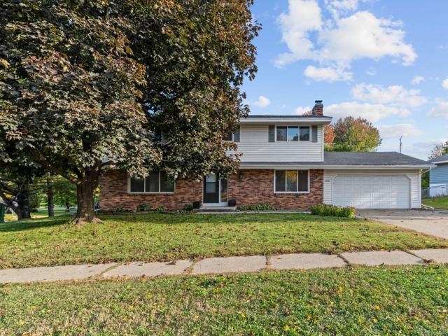 2600 River Hills Drive Burnsville MN 55337 - MLS# 7144706