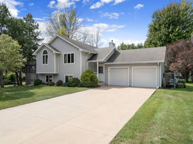 210 Hilltop Avenue Owatonna MN 55060 - MLS# 7144726