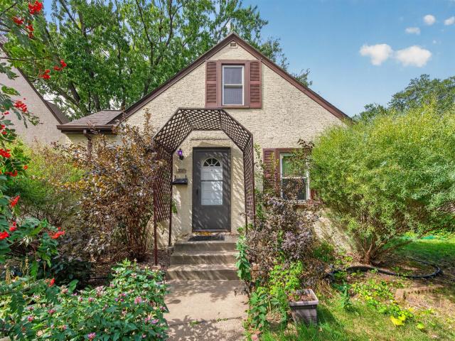 5336 Hiawatha Lane Minneapolis MN 55417 - MLS# 7144754