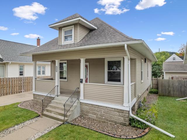 1223 W 5th Street Winona MN 55987 - MLS# 7144777
