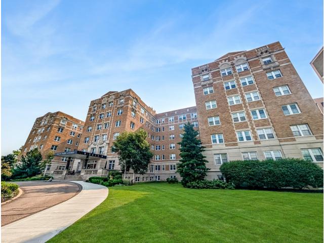 2615 Park Avenue Unit 611 Minneapolis MN 55407 - MLS# 7144939