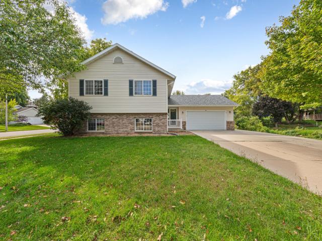 507 43rd Avenue NW Rochester MN 55901 - MLS# 7144981