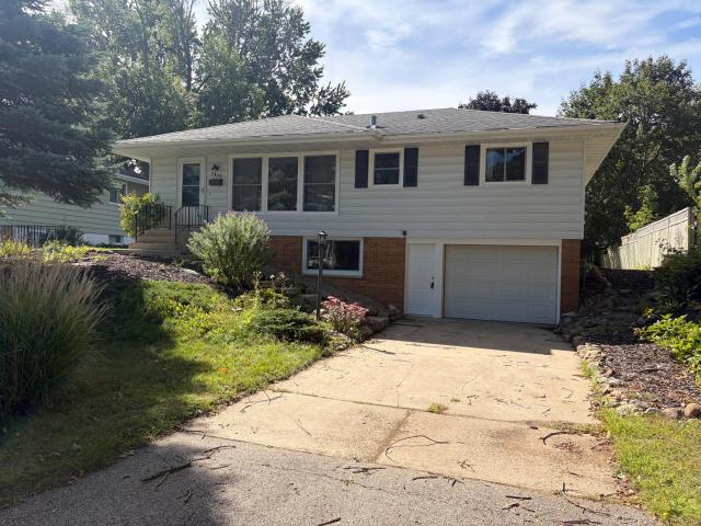 2034 24th Street NW Rochester MN 55901 - MLS# 7145320