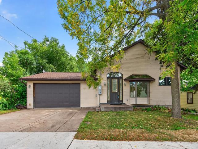 412 Hazel Street N Saint Paul MN 55119 - MLS# 7145330