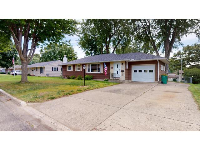 204 Fairview Drive Albert Lea MN 56007 - MLS# 7145396