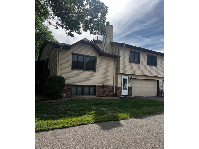 8724 N Maplebrook Circle Brooklyn Park MN 55445 - MLS# 7145447