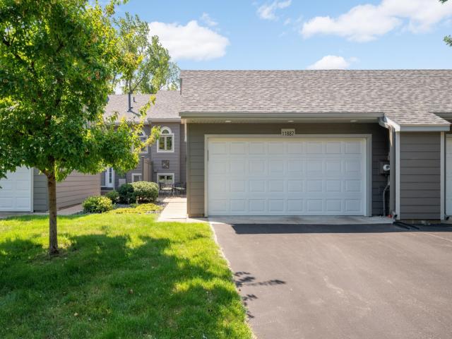 11887 Minnetonka Boulevard Minnetonka MN 55305 - MLS# 7145519