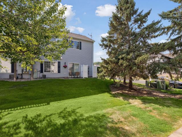 1336 Yorkshire Lane Shakopee MN 55379 - MLS# 7145827