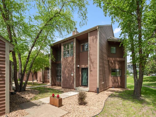 1335 Spencer Road W Saint Paul MN 55108 - MLS# 7145878