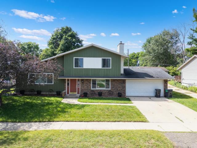 3421 15th Avenue NW Rochester MN 55901 - MLS# 7145883