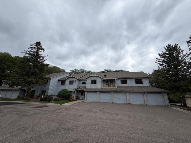 1570 Wheelock Lane Unit 104 Saint Paul MN 55117 - MLS# 7145947