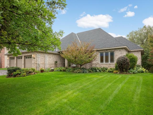 1443 Riverbluff Drive Hastings MN 55033 - MLS# 7146048