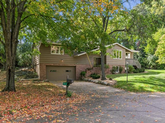 2931 Cedar Knoll Court Minnetonka MN 55305 - MLS# 7146107
