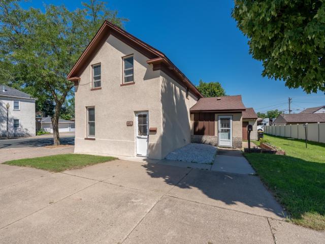 239 3rd Avenue W Shakopee MN 55379 - MLS# 7146784