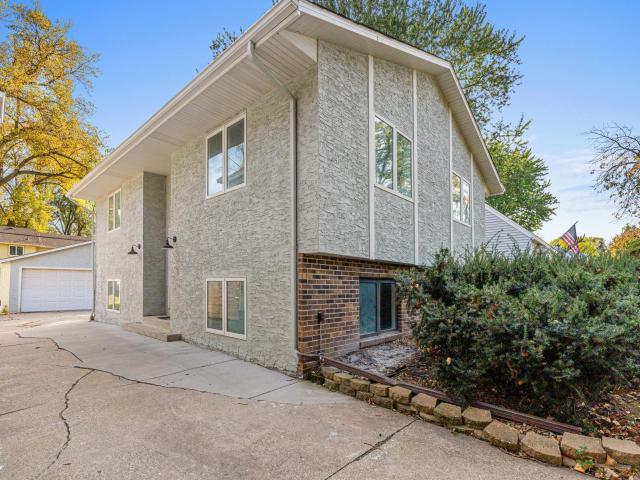 540 Hiawatha Avenue Mendota Heights MN 55118 - MLS# 7146799