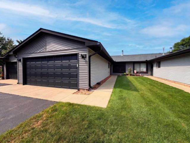 13397 Hughes Court Apple Valley MN 55124 - MLS# 7147099